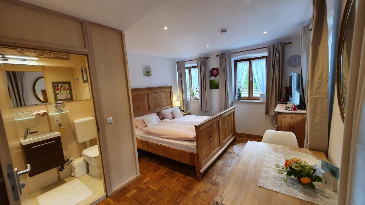 Gästezimmer Vogtareuth Rinser Exterior foto